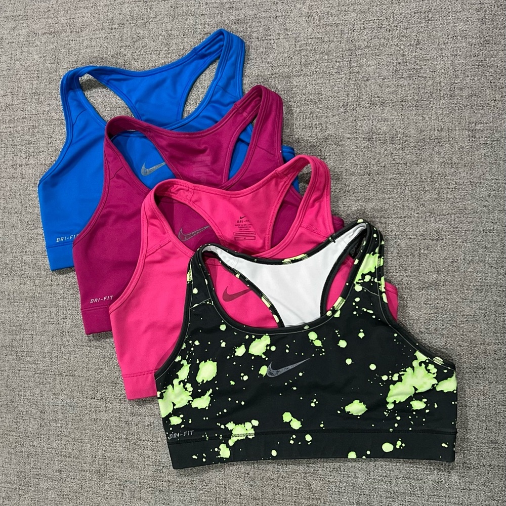 Nike Sports bra’s